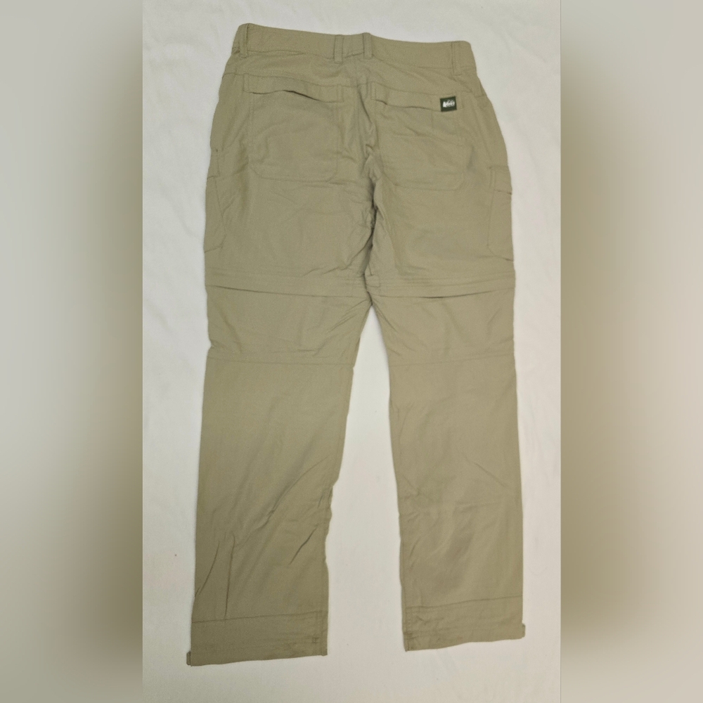REI Co-Op Women's Relax Fit Convertable Cargo Pants- Khaki - (8 PETITE) EUC - Picture 7 of 12